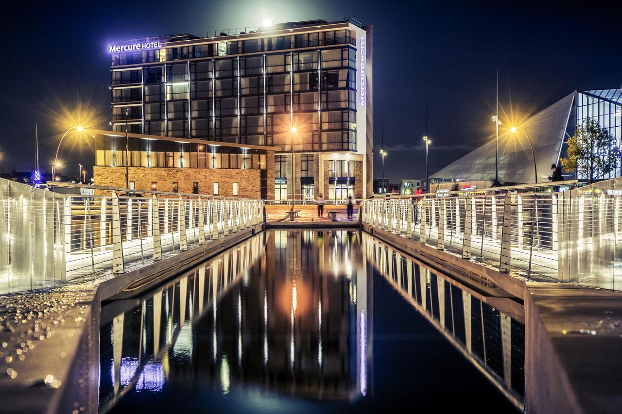 Mercure Cherbourg Centre Port Exterior photo